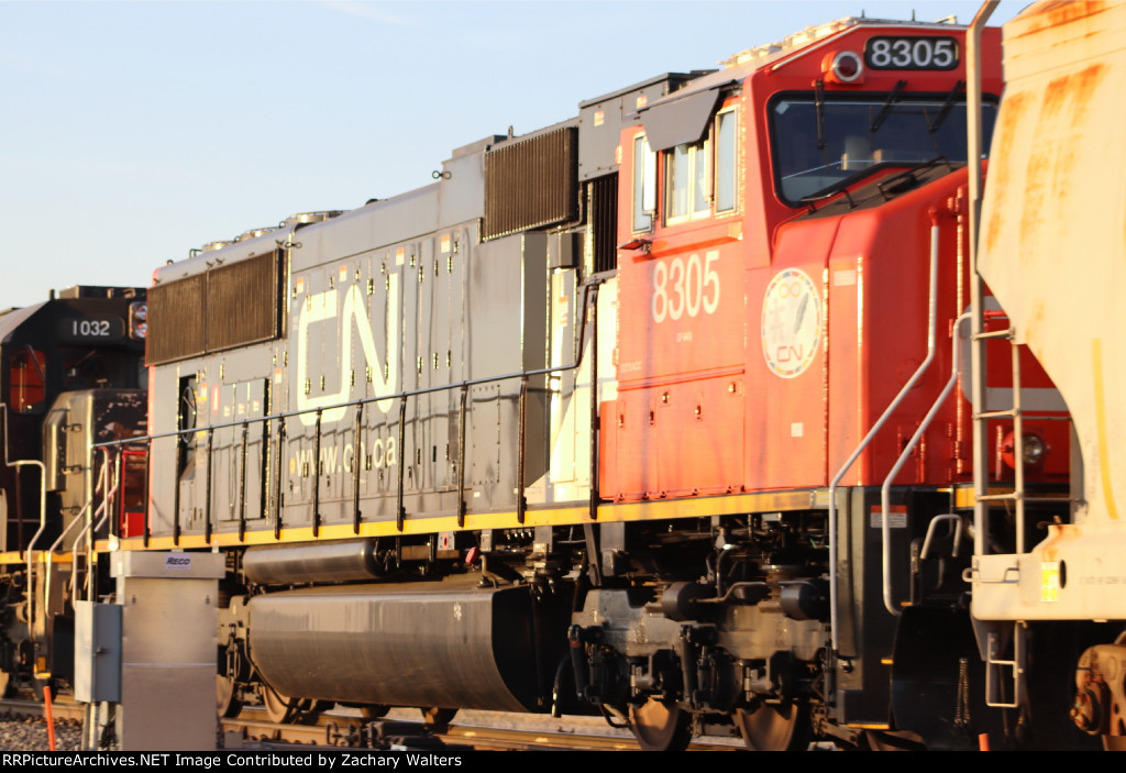 CN 8305